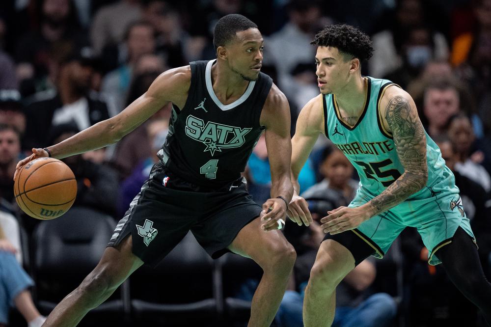 和萨内的快 和萨内的快