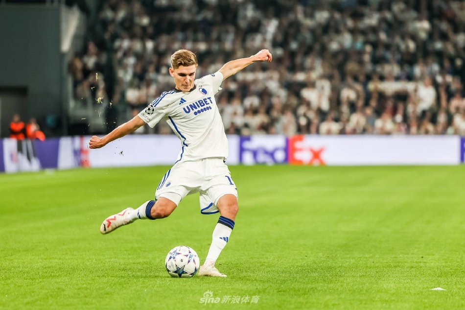 网球运动在 网球运动在