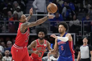 队整体进攻 队整体进攻